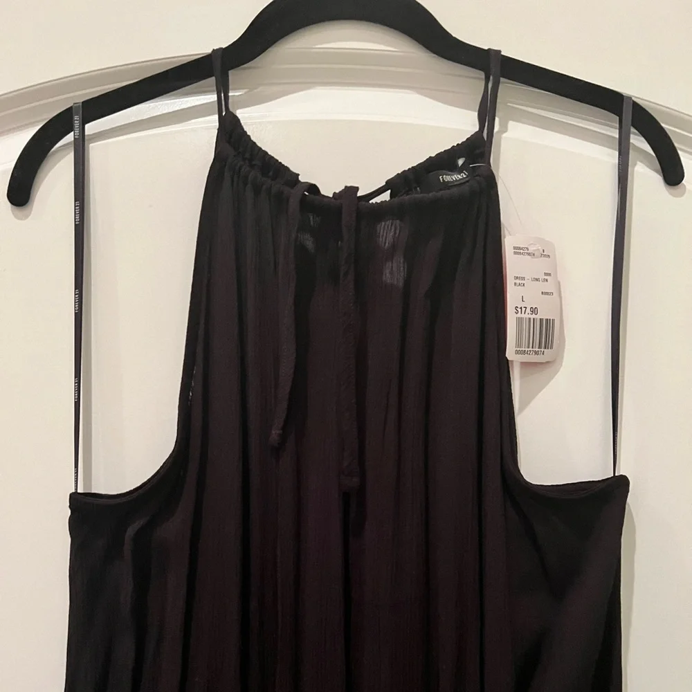 Forever 21 Black Maxi - Picture 2 of 6